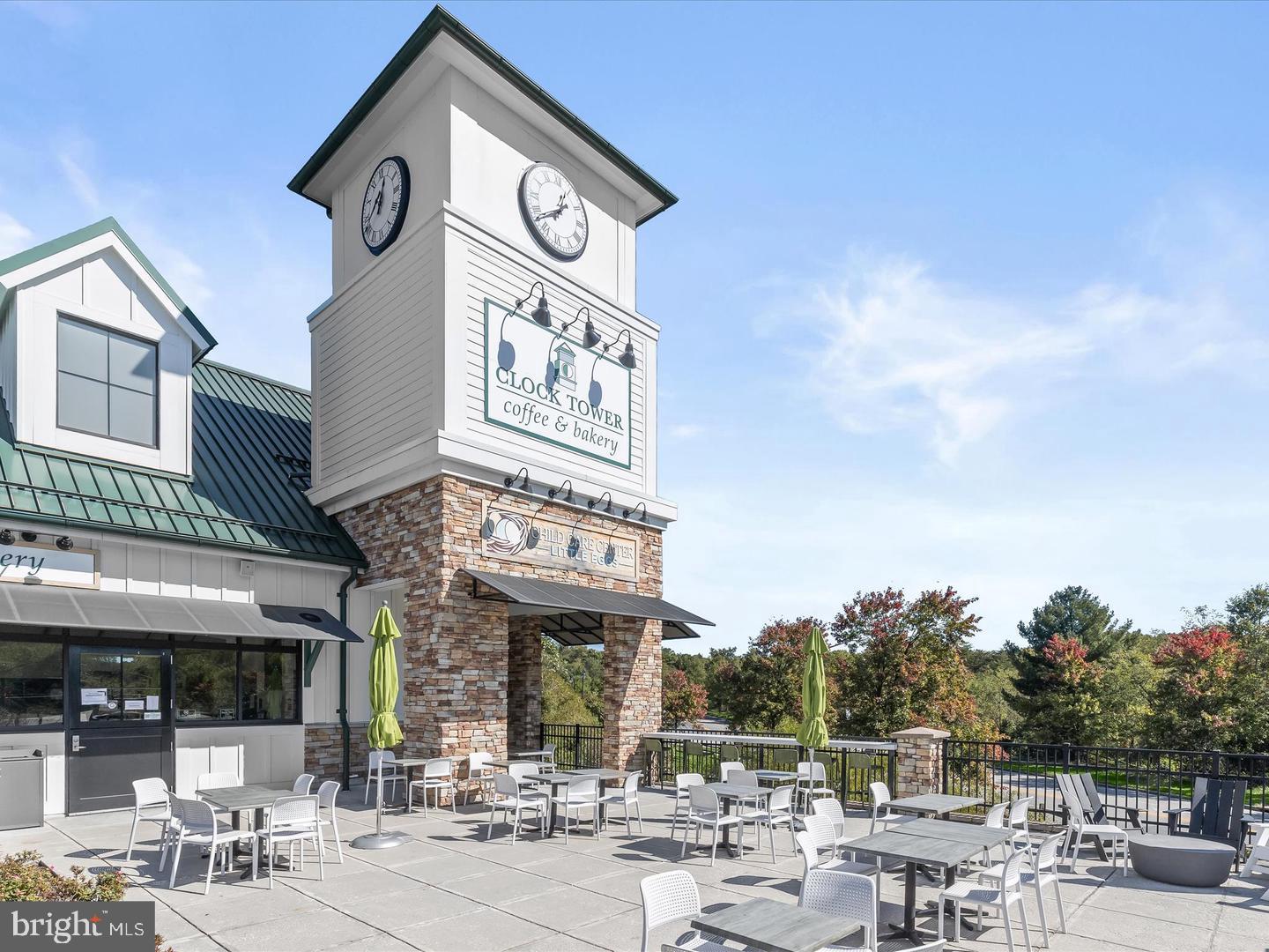 OXFORD SQUARE - Residential