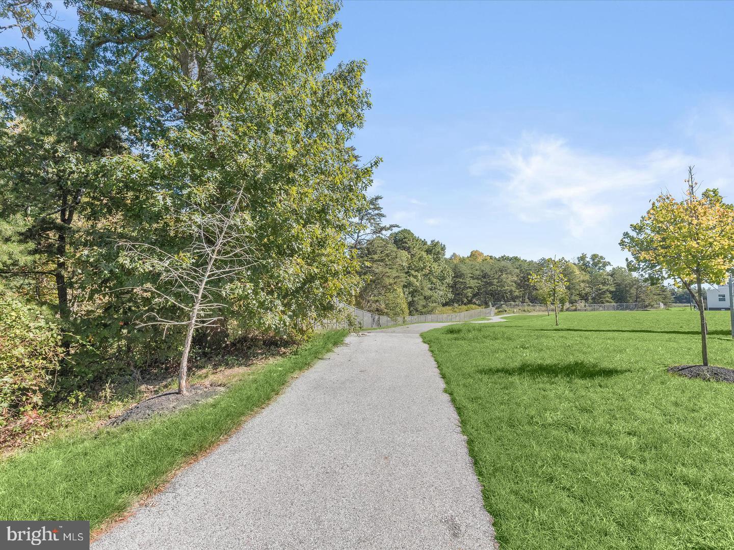 OXFORD SQUARE - Residential