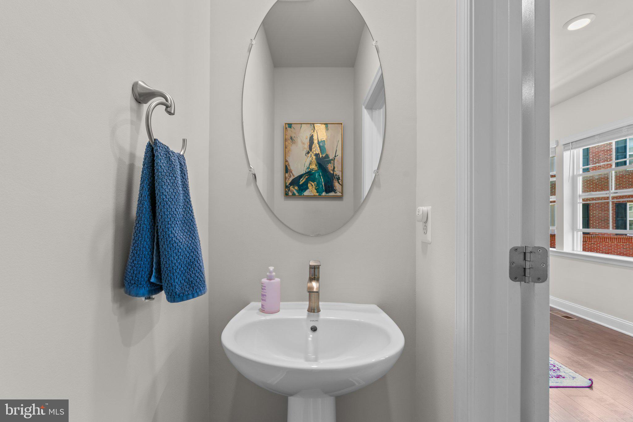 OXFORD SQUARE - Residential