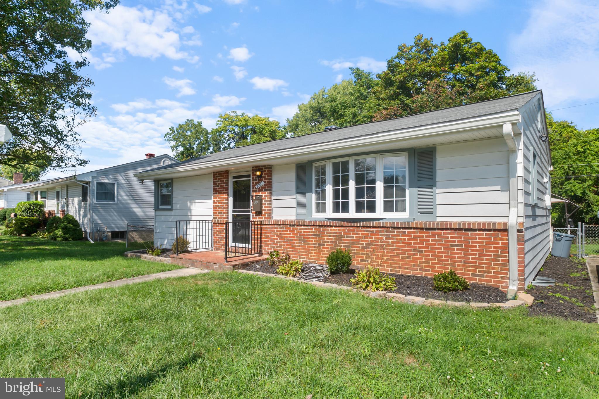 CRESTWOOD - Residential