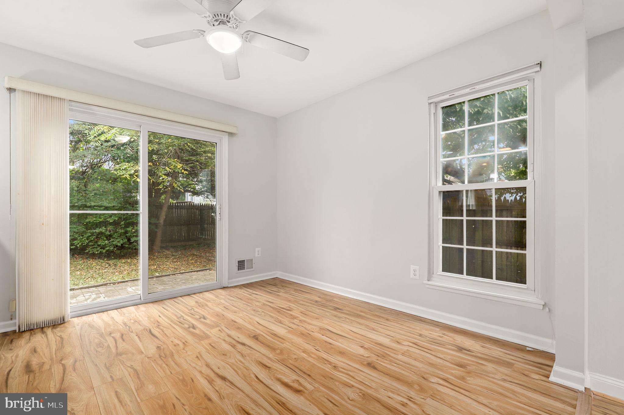 MILL CREEK TOWNE - Residential