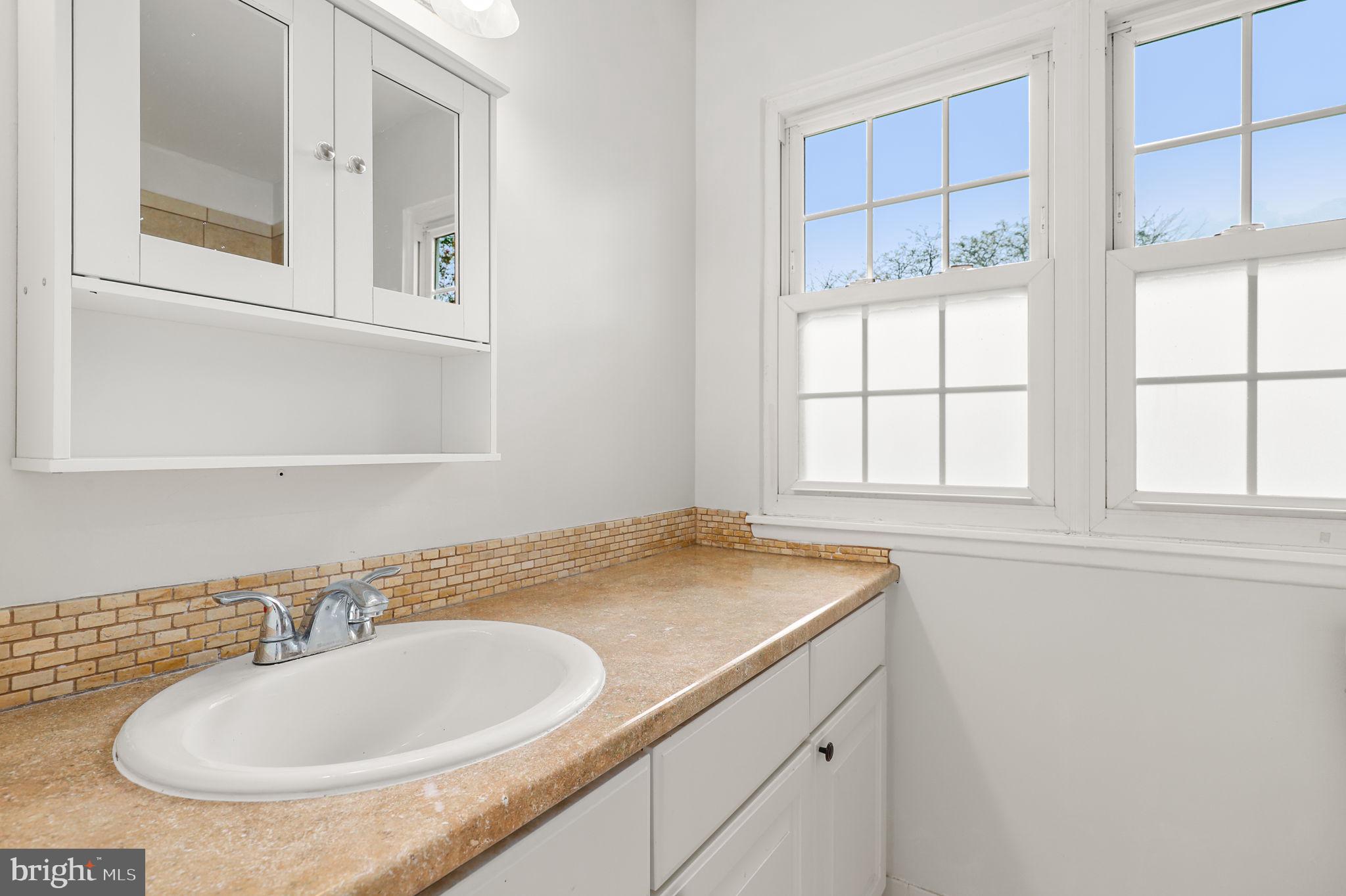 MILL CREEK TOWNE - Residential