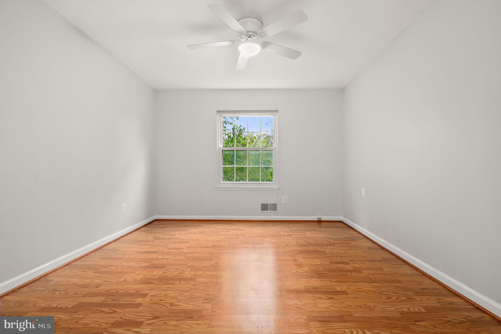 MILL CREEK TOWNE - Residential