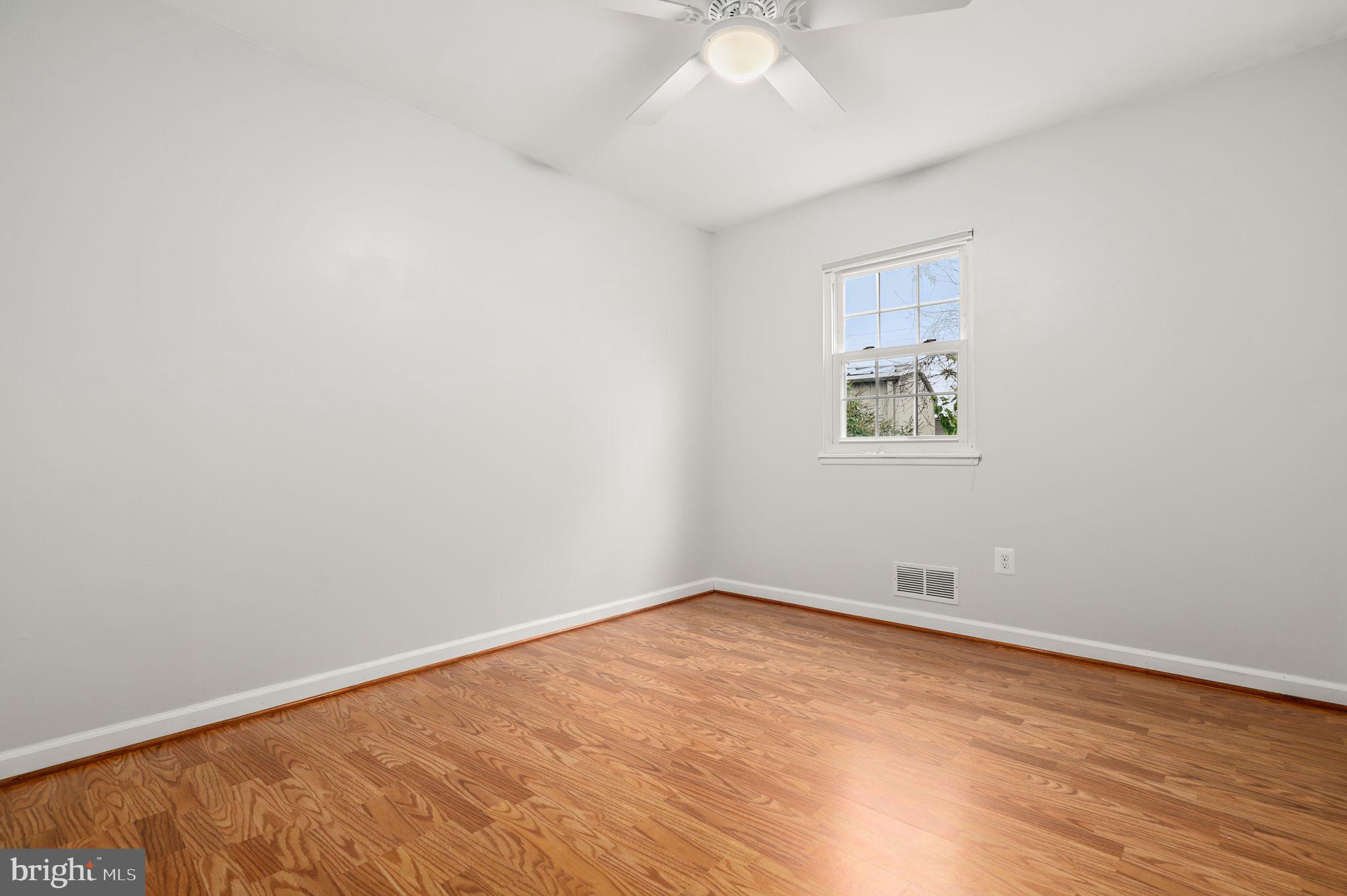 MILL CREEK TOWNE - Residential