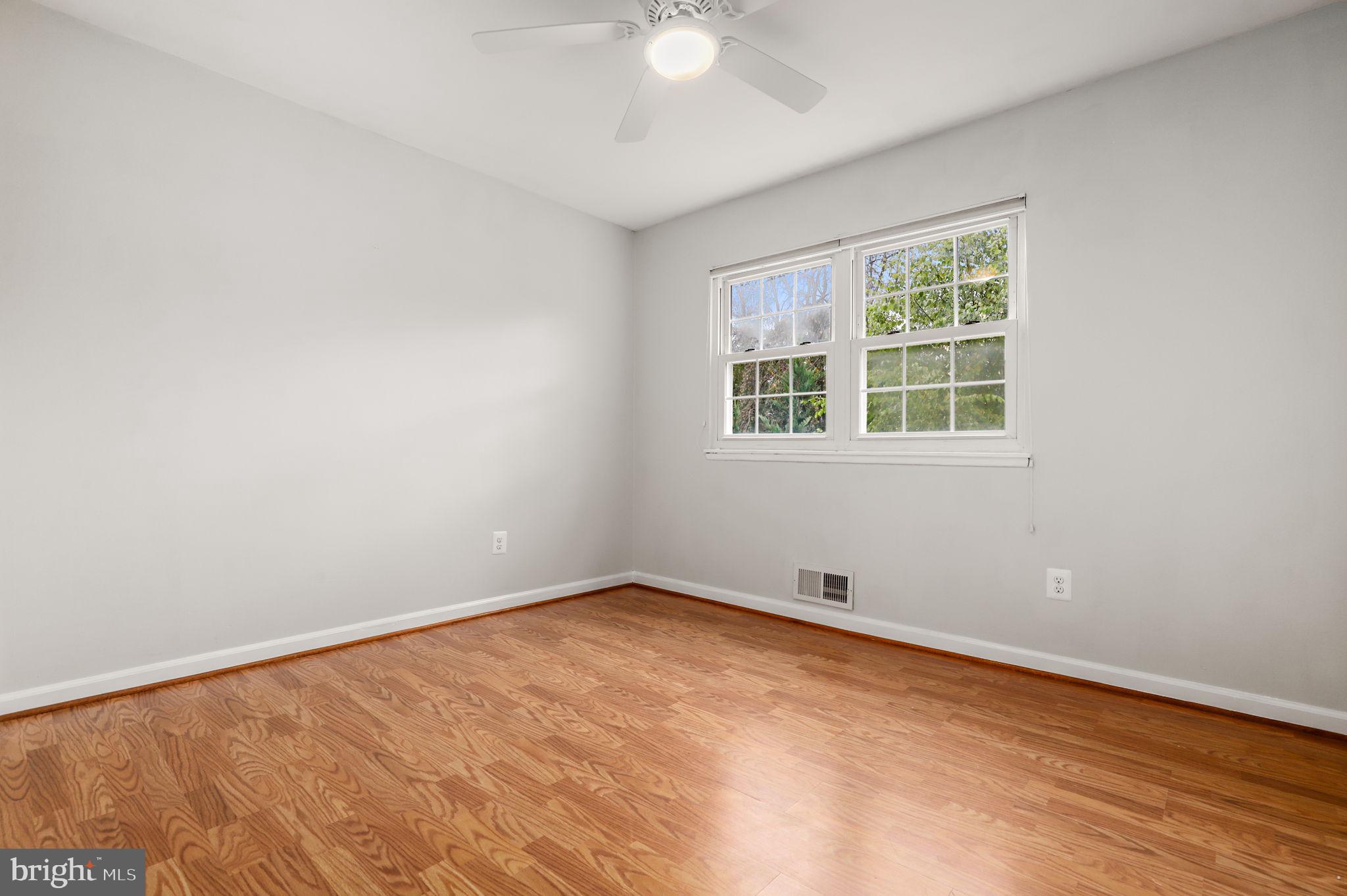 MILL CREEK TOWNE - Residential