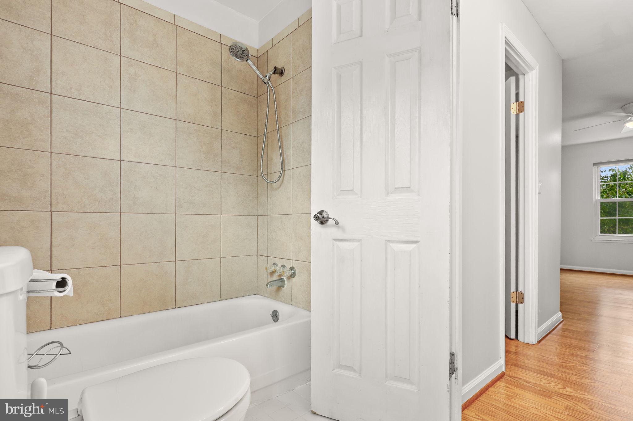 MILL CREEK TOWNE - Residential