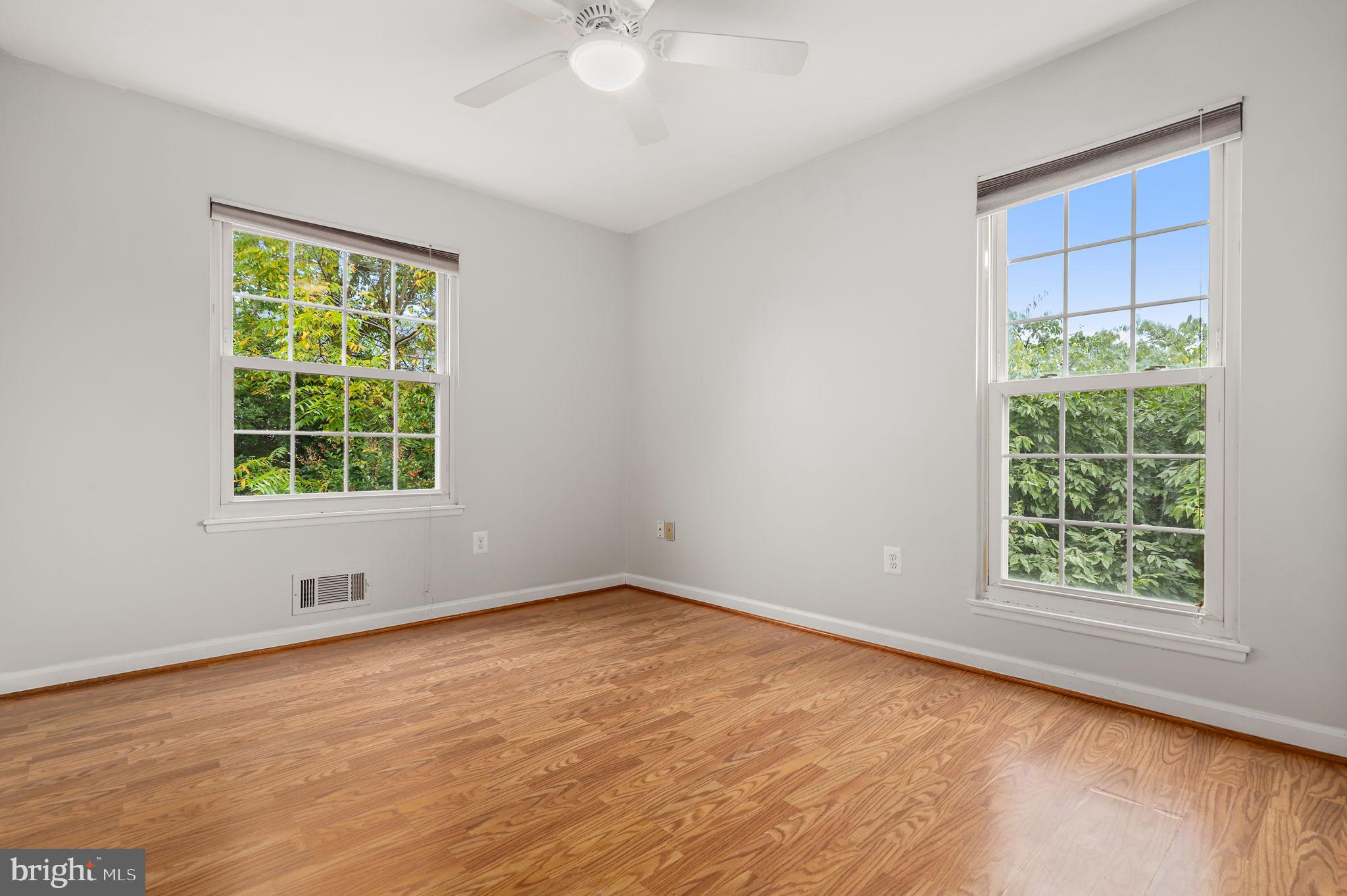 MILL CREEK TOWNE - Residential