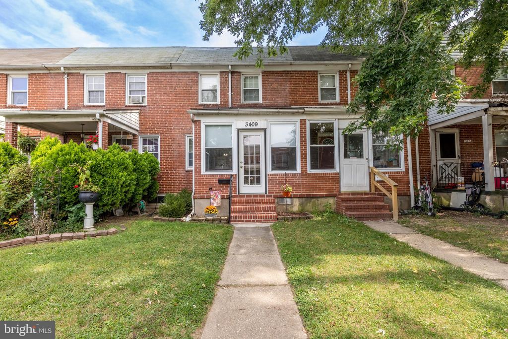 Photo of 3409 Mcshane Way, BALTIMORE, MD 21222 (MLS # MDBC2141234)