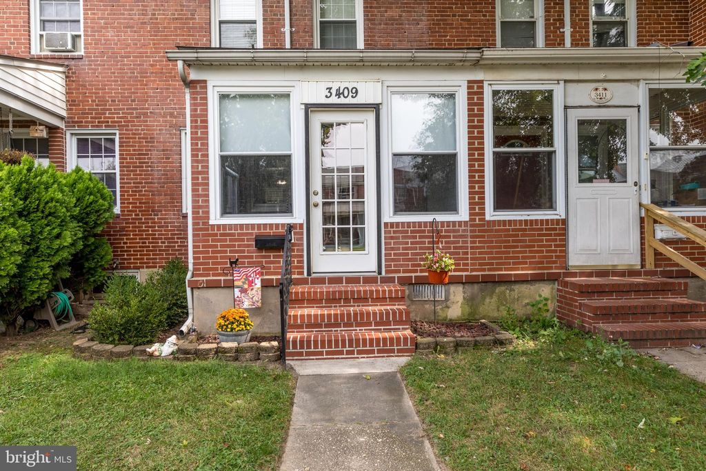 Photo of 3409 Mcshane Way, BALTIMORE, MD 21222 (MLS # MDBC2141234)
