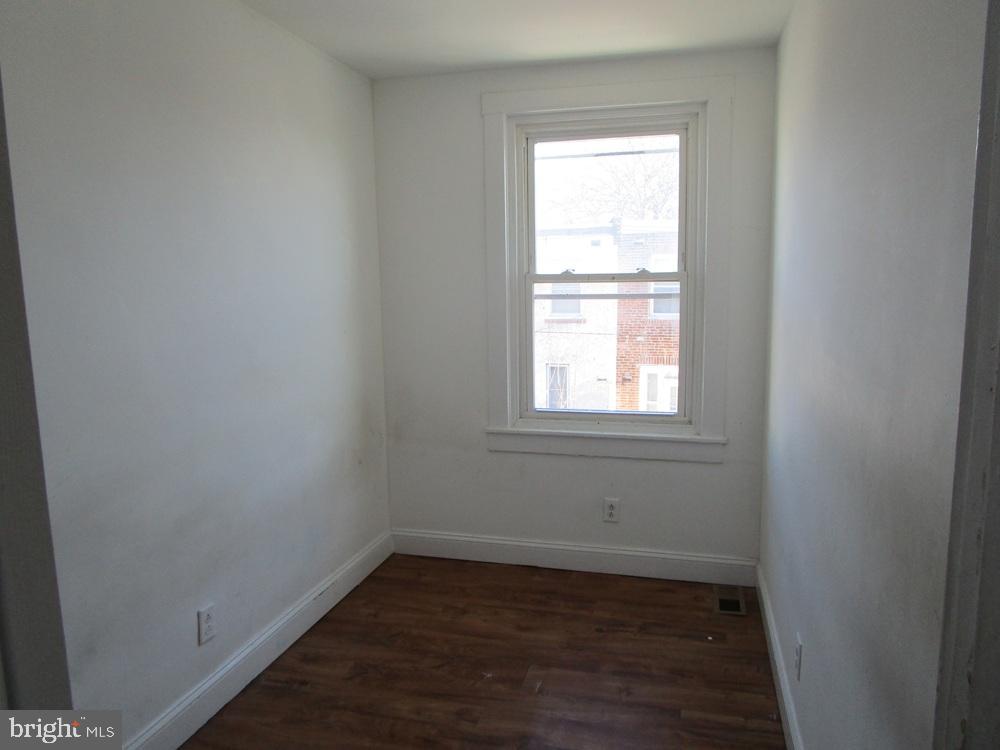 PHILADELPHIA (SOUTHWEST) - Residential