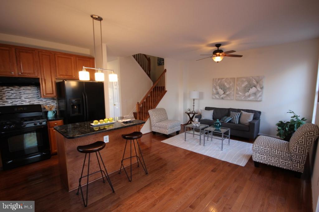 RIDGE TOP TERRACE - Residential Lease