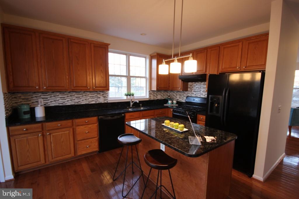 RIDGE TOP TERRACE - Residential Lease