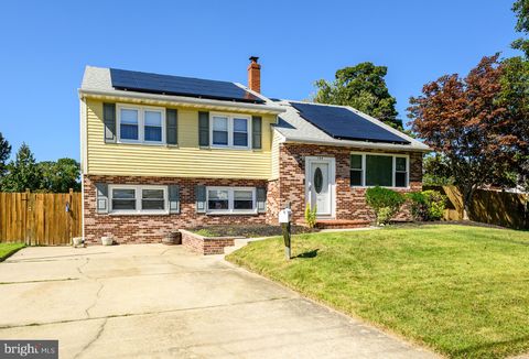 Photo of 104 Farmdale Rd, EASTAMPTON, NJ 08060 (MLS # NJBL2097064)