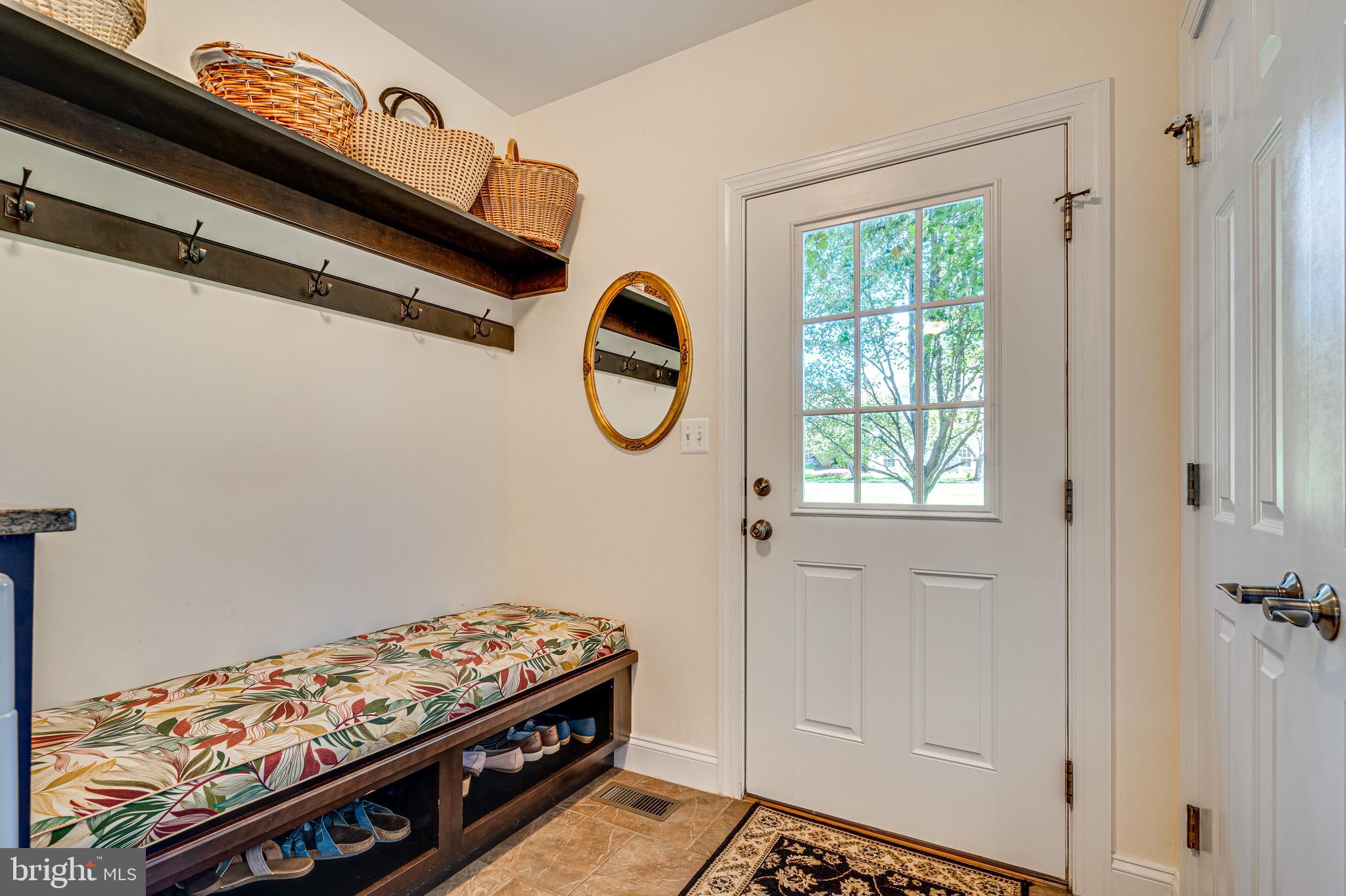 HICKORY VALE FARM - Residential Lease