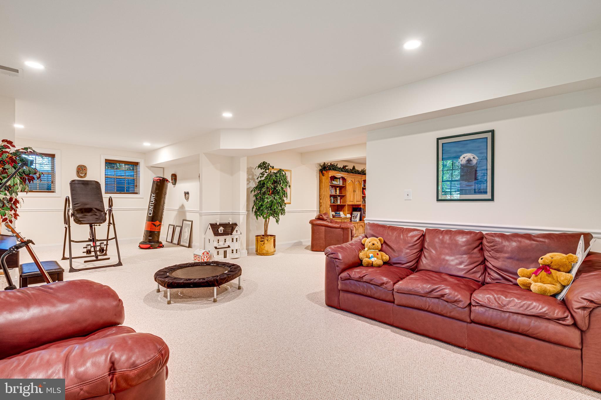 HICKORY VALE FARM - Residential Lease