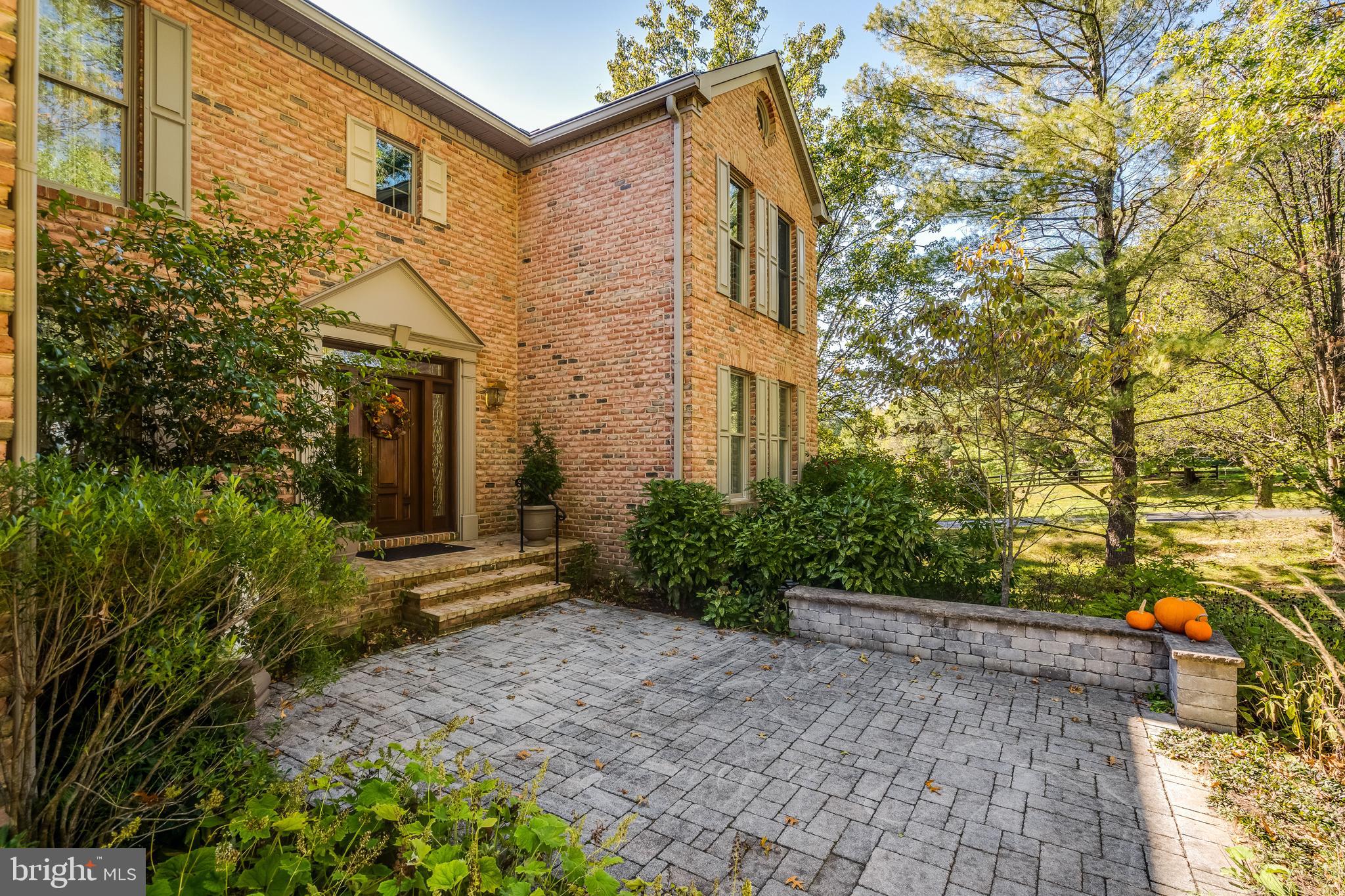 HICKORY VALE FARM - Residential Lease