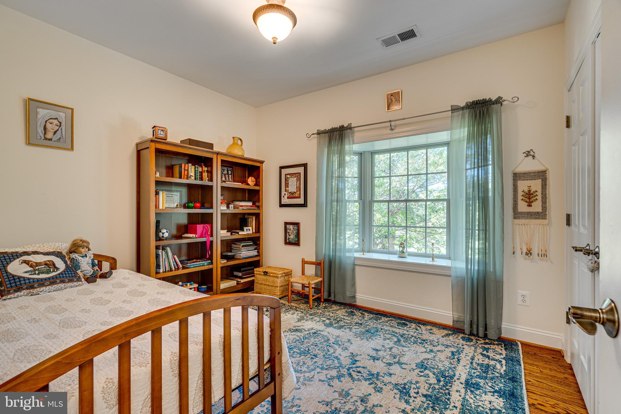 HICKORY VALE FARM - Residential Lease