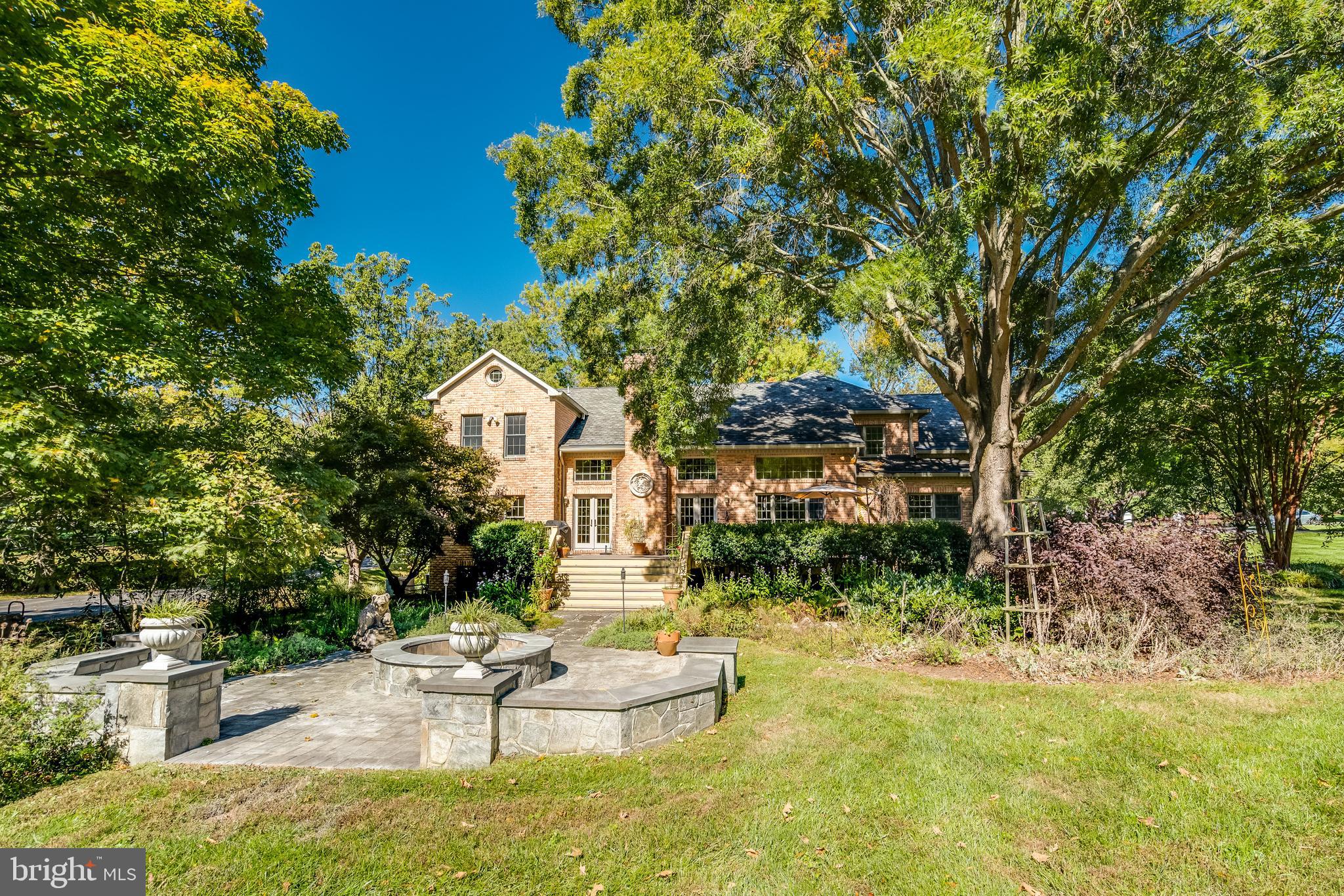 HICKORY VALE FARM - Residential Lease