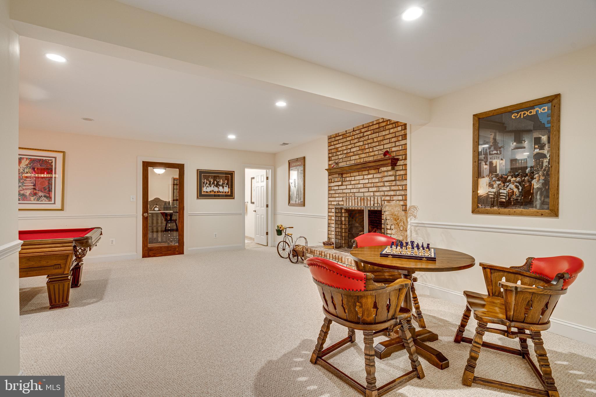 HICKORY VALE FARM - Residential Lease