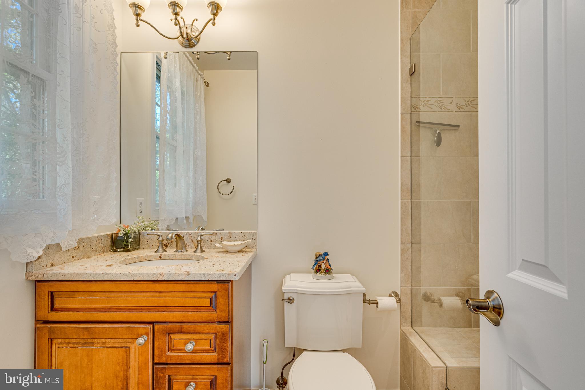 HICKORY VALE FARM - Residential Lease