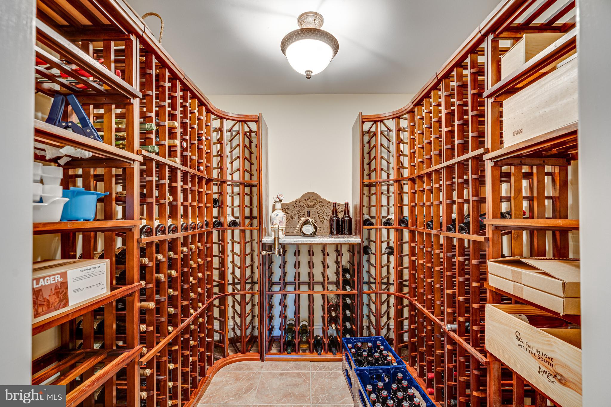 HICKORY VALE FARM - Residential Lease