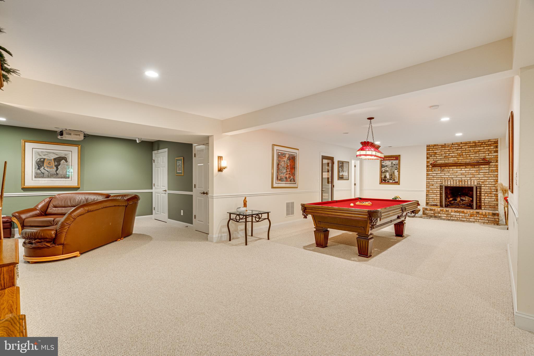 HICKORY VALE FARM - Residential Lease