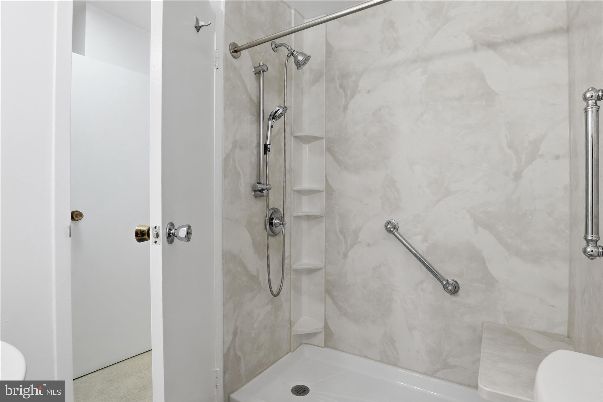 TEMPLETON OF ALEXANDRIA - Residential Lease