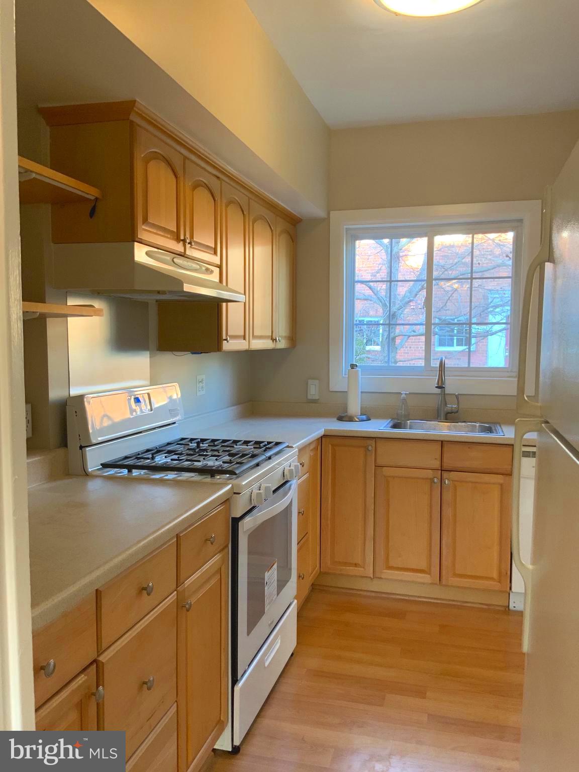 PARKFAIRFAX - Residential Lease