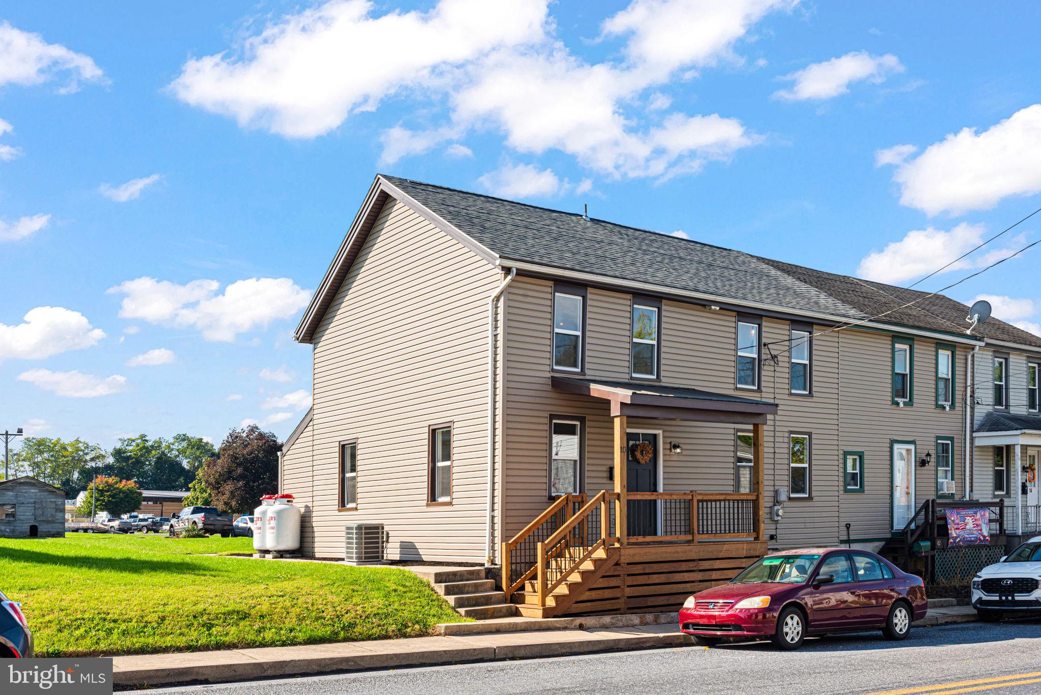 10 W RICHLAND AVENUE