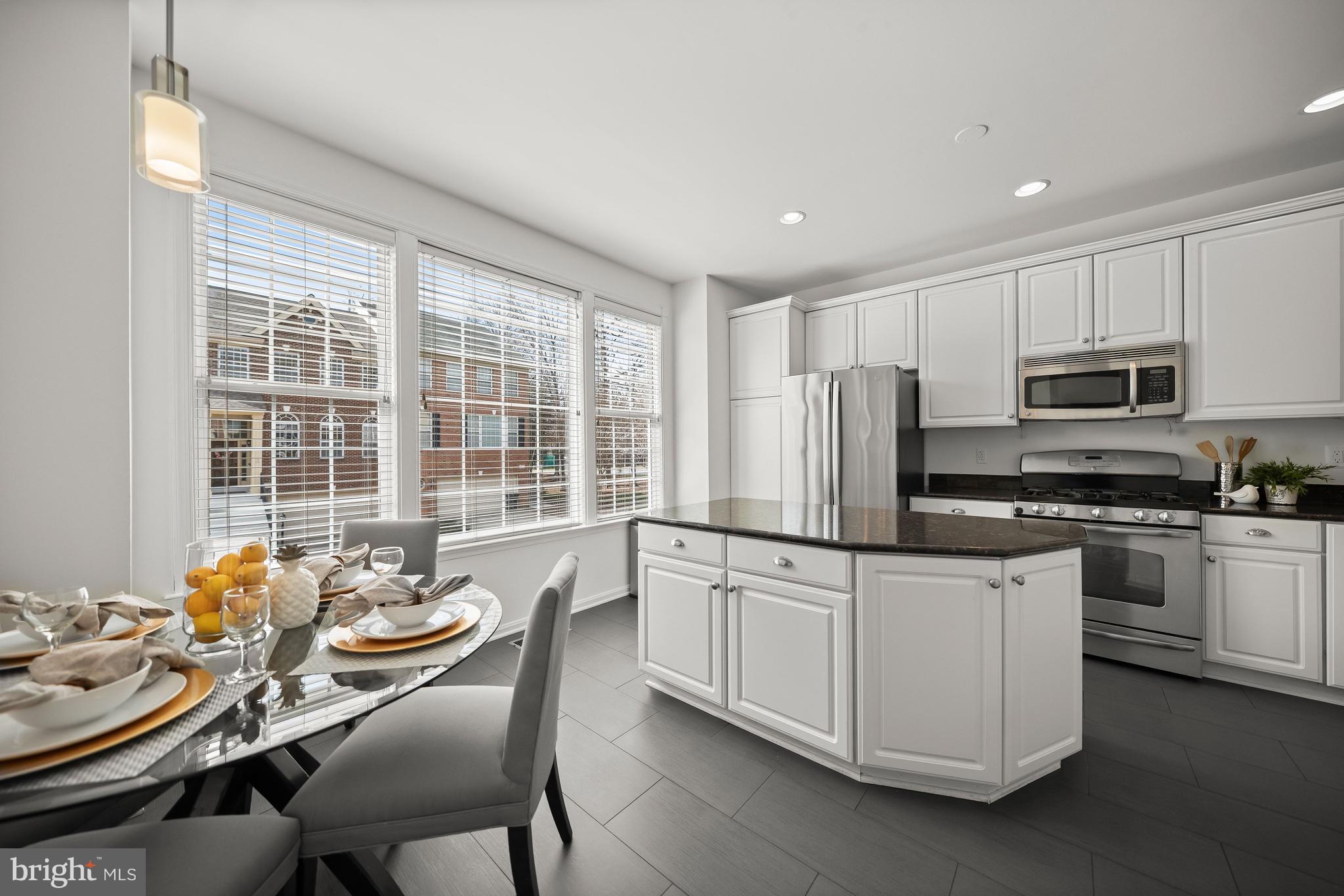 20624 MUDDY HARBOUR SQUARE