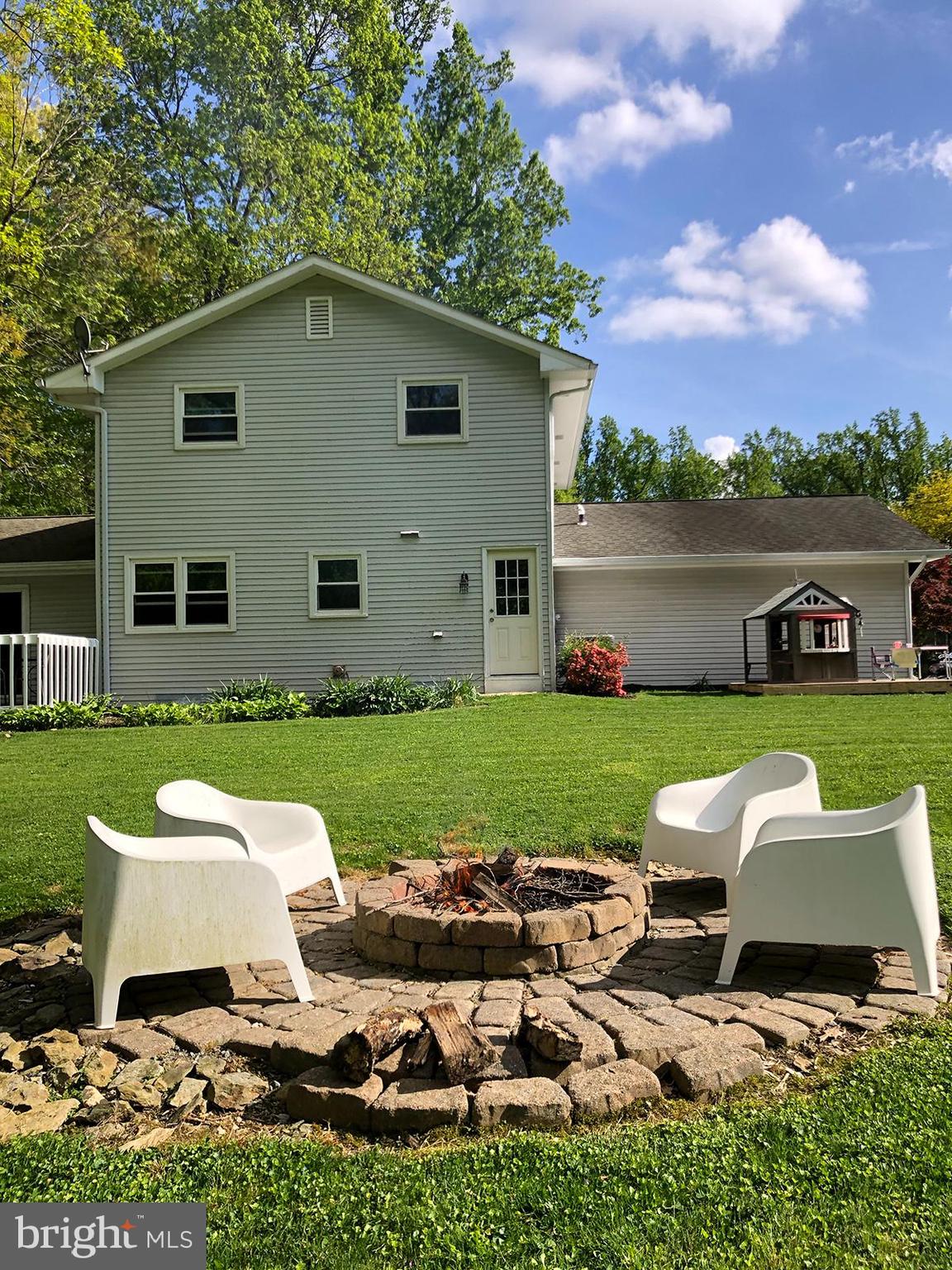 CHESTNUT HILL - Residential