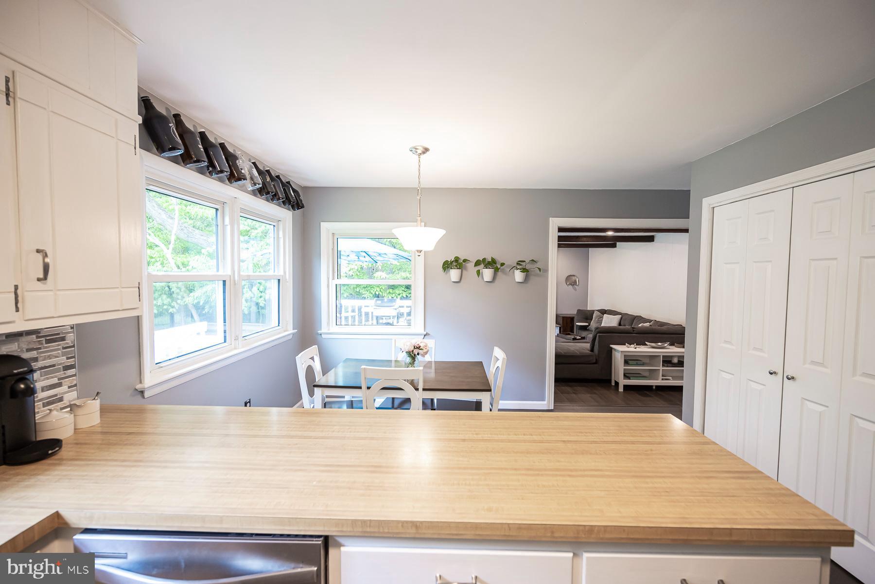 CHESTNUT HILL - Residential