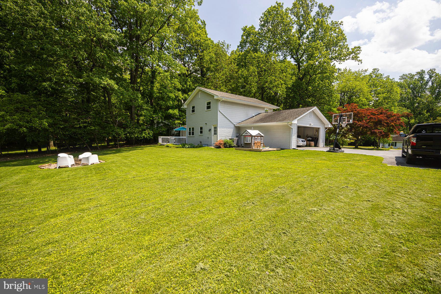 CHESTNUT HILL - Residential