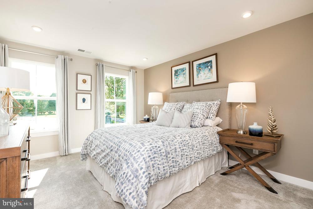 LONGWOOD PRESERVE - Residential