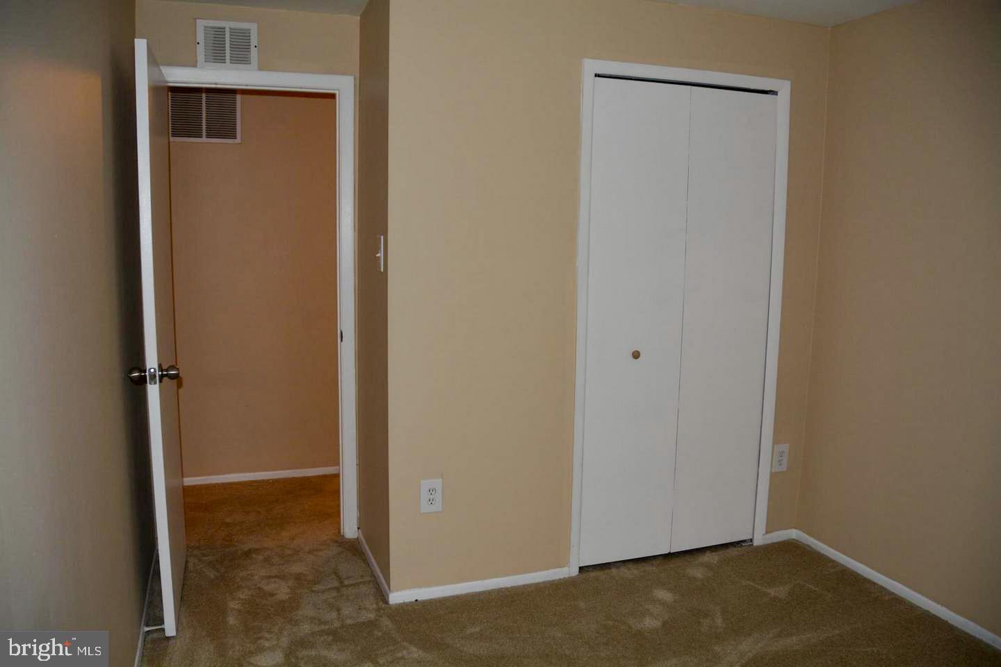 VILLAGE OF KINGS CONTRIVANCE - Residential Lease