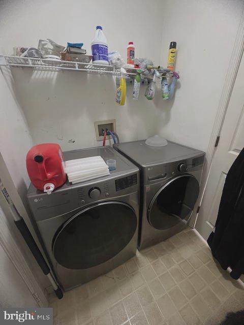 PINE BROOK - Residential