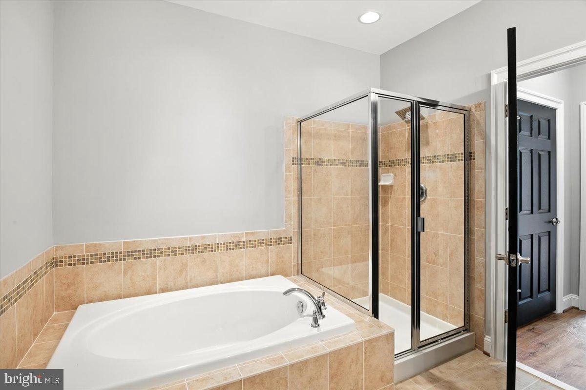 WILLOW OAK - Residential