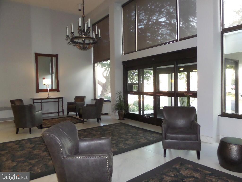 HUNTING CREEK CLUB CONDOMINIUMS - Residential