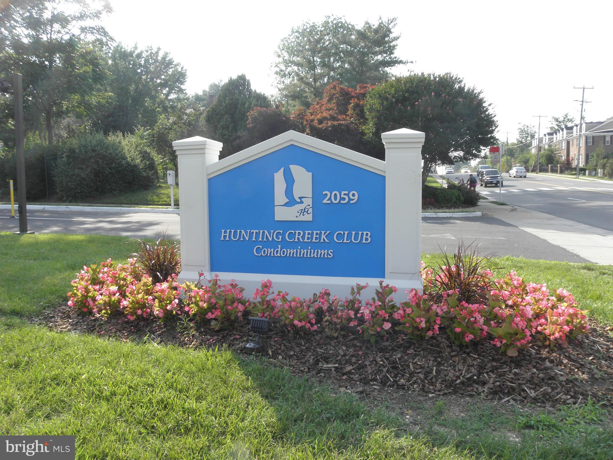 HUNTING CREEK CLUB CONDOMINIUMS - Residential