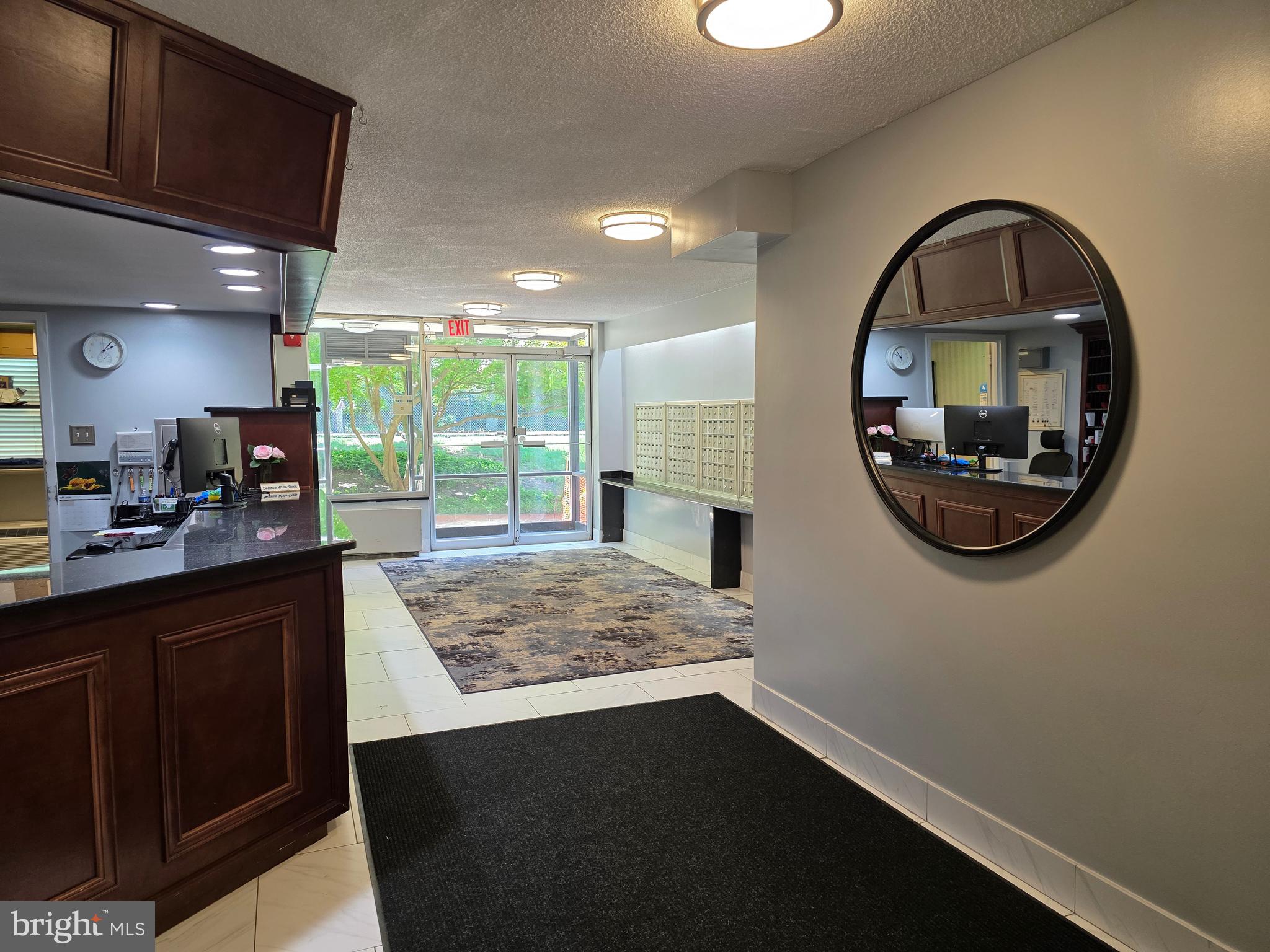 HUNTING CREEK CLUB CONDOMINIUMS - Residential