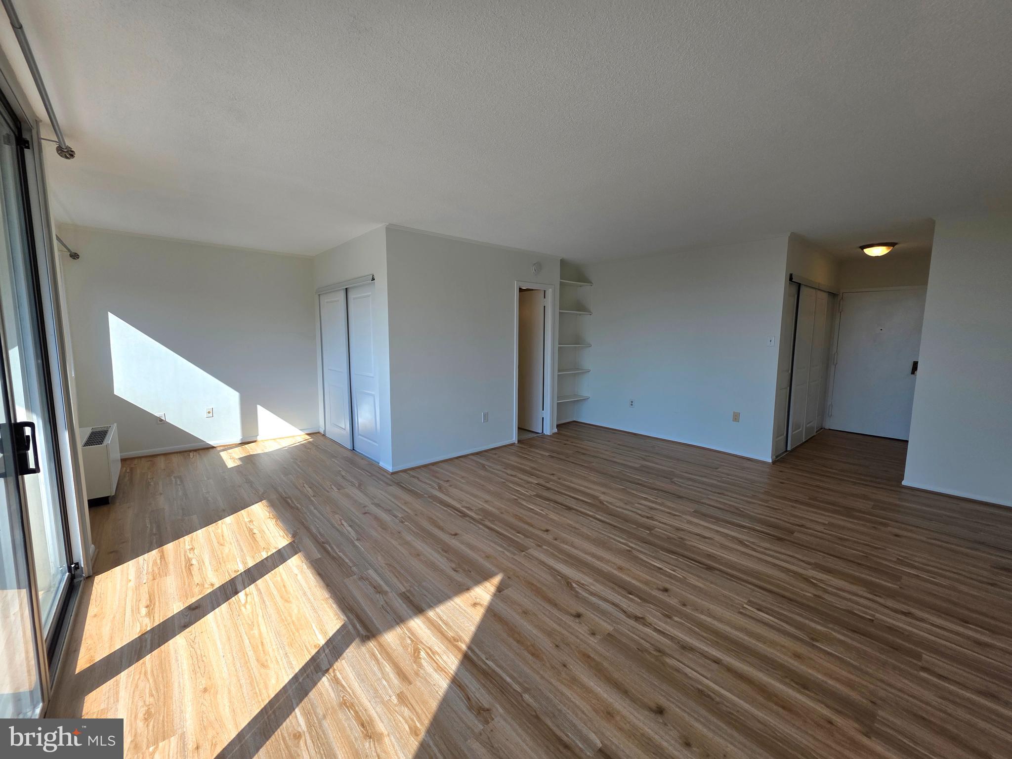 HUNTING CREEK CLUB CONDOMINIUMS - Residential