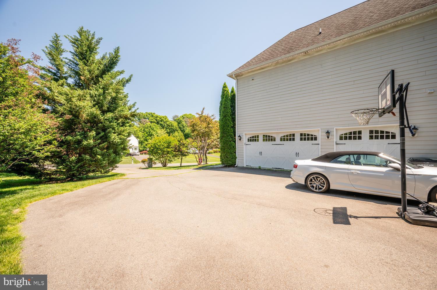SENECA GATE - Residential