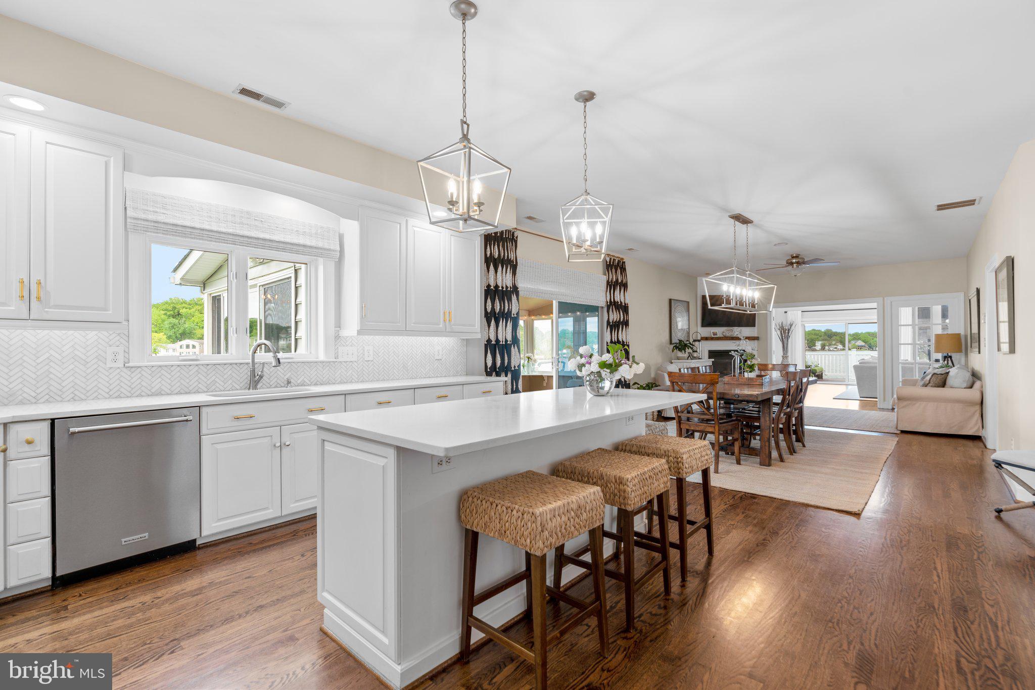 BOWLEYS QUARTERS - Residential