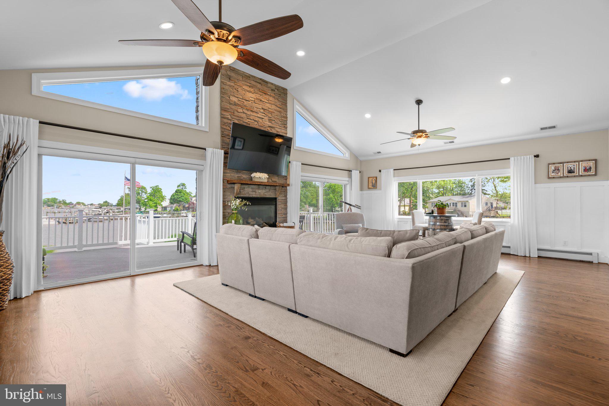 BOWLEYS QUARTERS - Residential