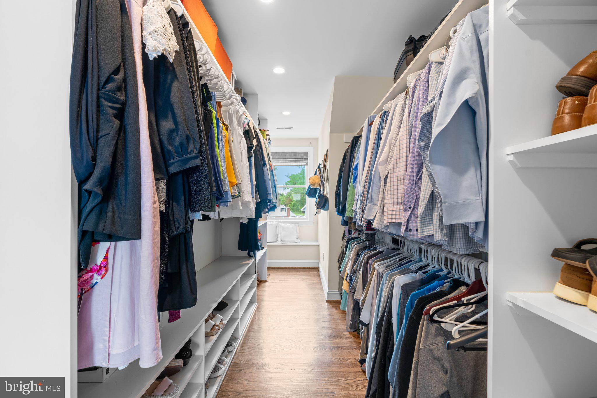 BOWLEYS QUARTERS - Residential