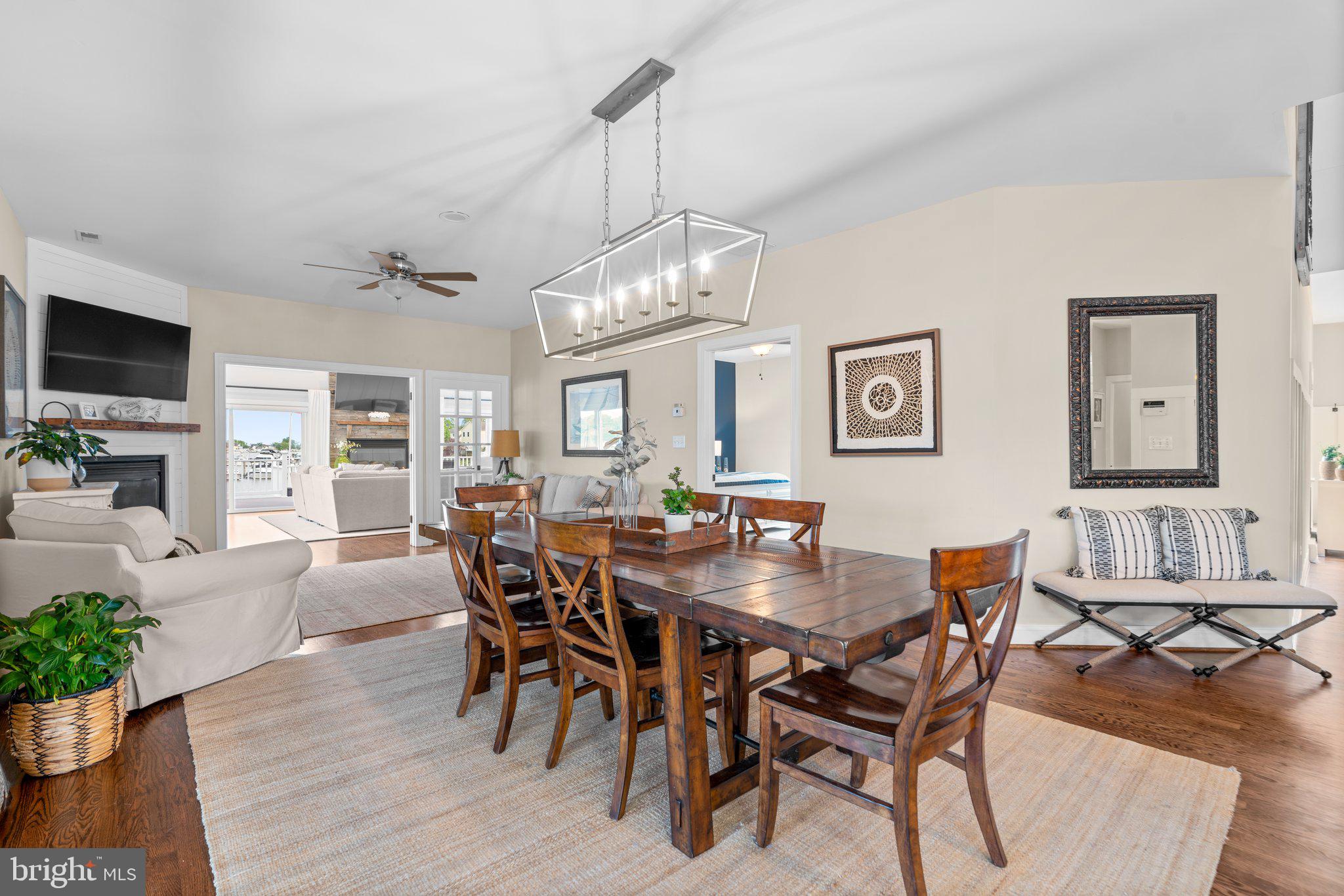 BOWLEYS QUARTERS - Residential