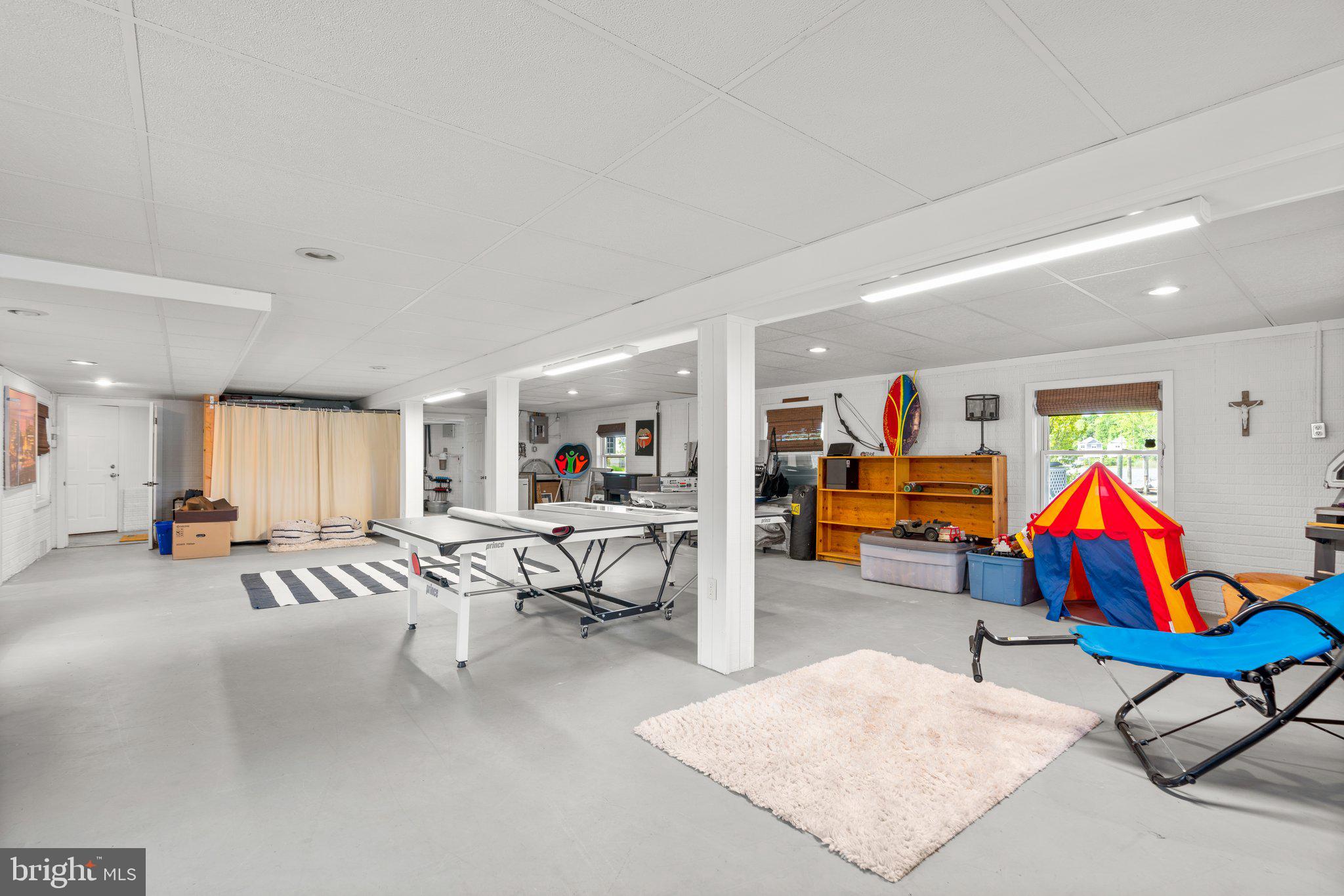 BOWLEYS QUARTERS - Residential