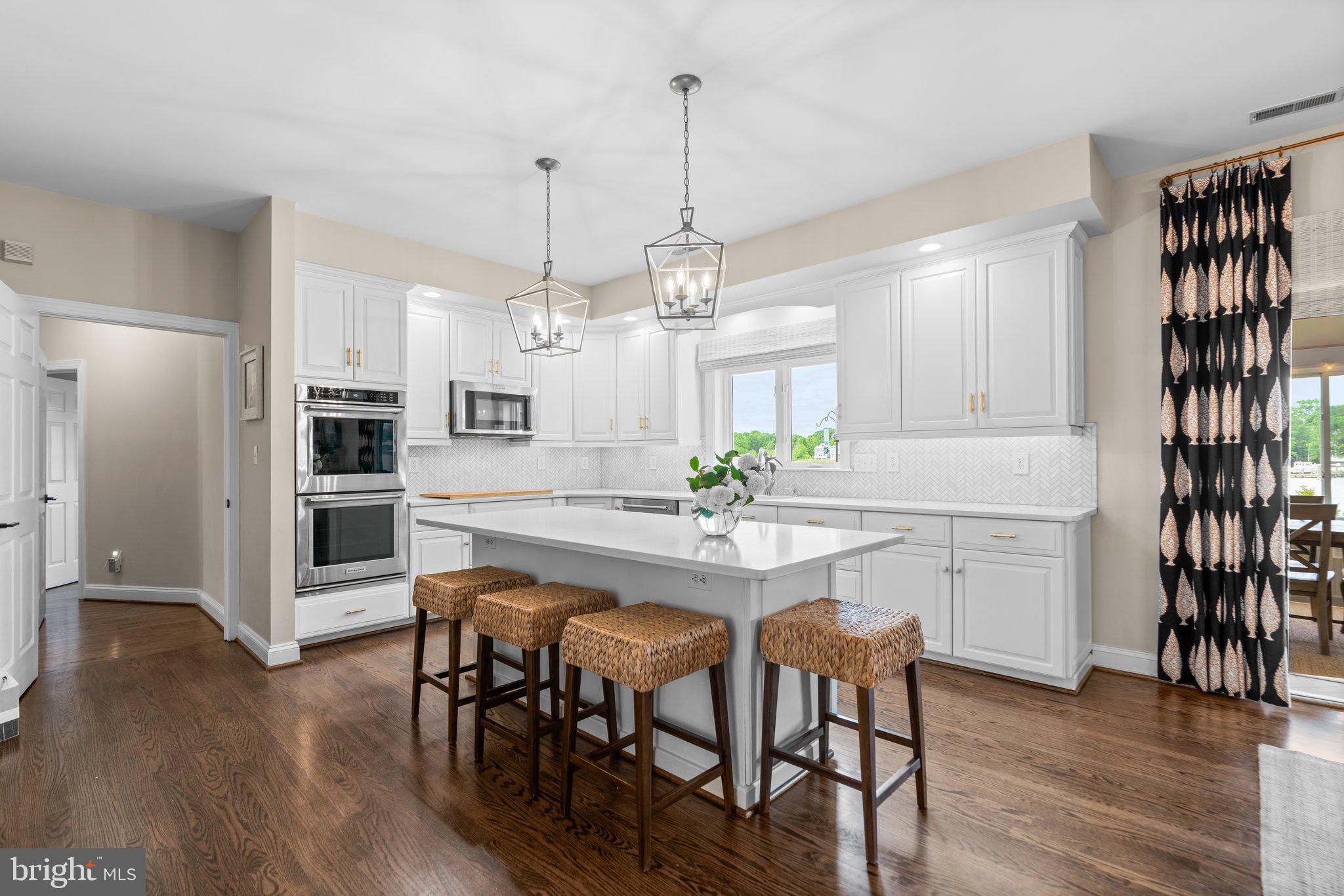 BOWLEYS QUARTERS - Residential