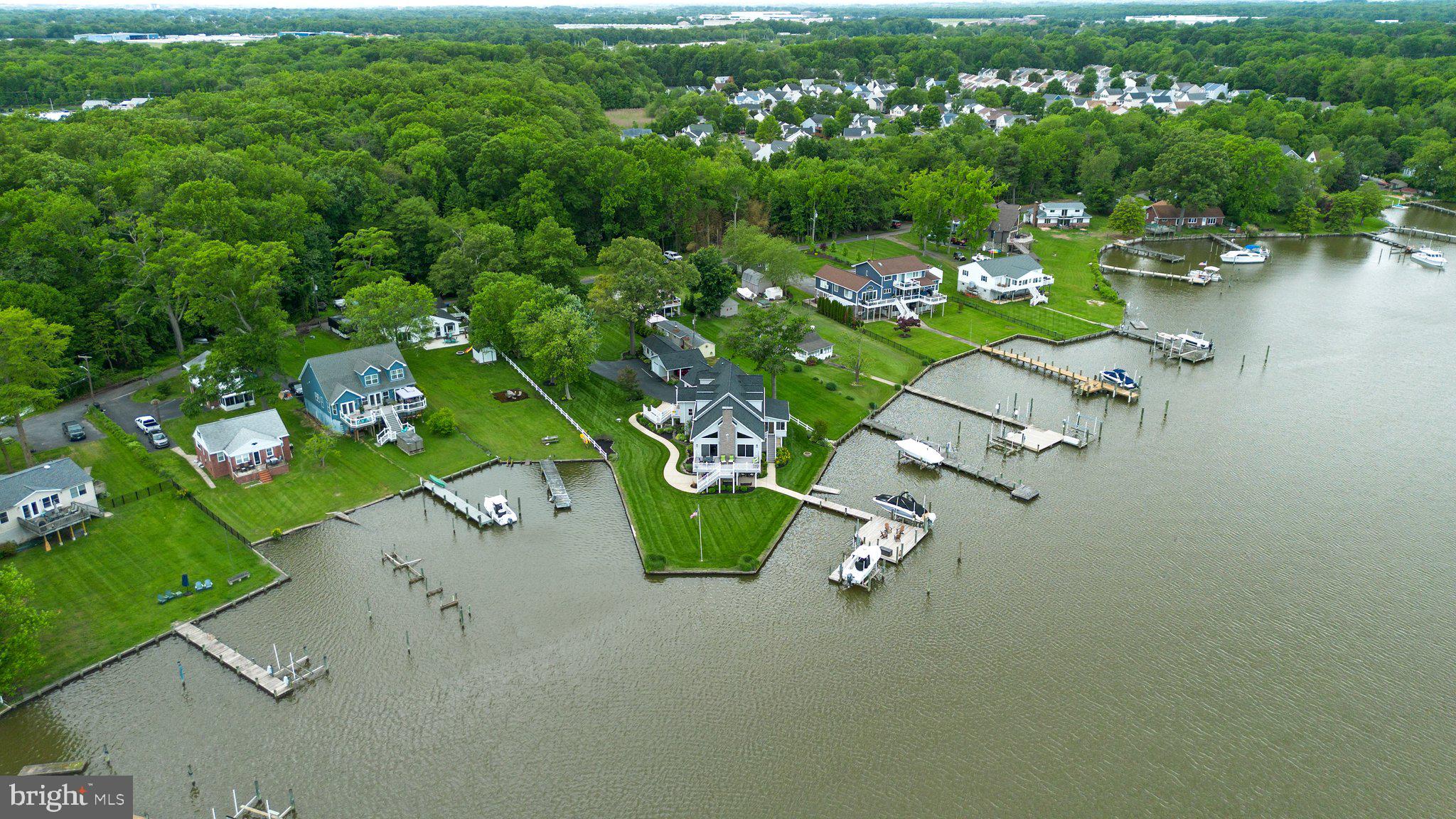 BOWLEYS QUARTERS - Residential