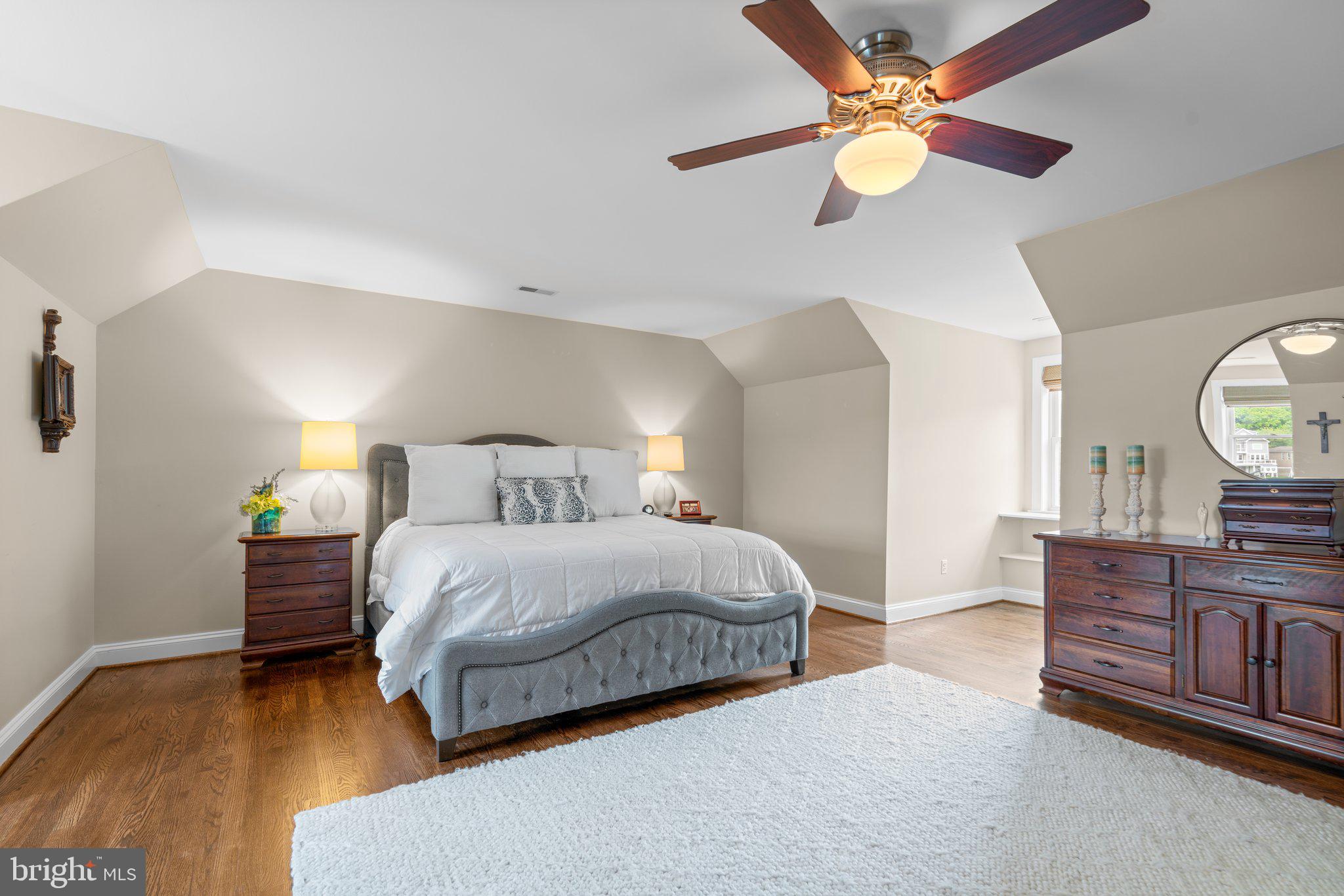 BOWLEYS QUARTERS - Residential